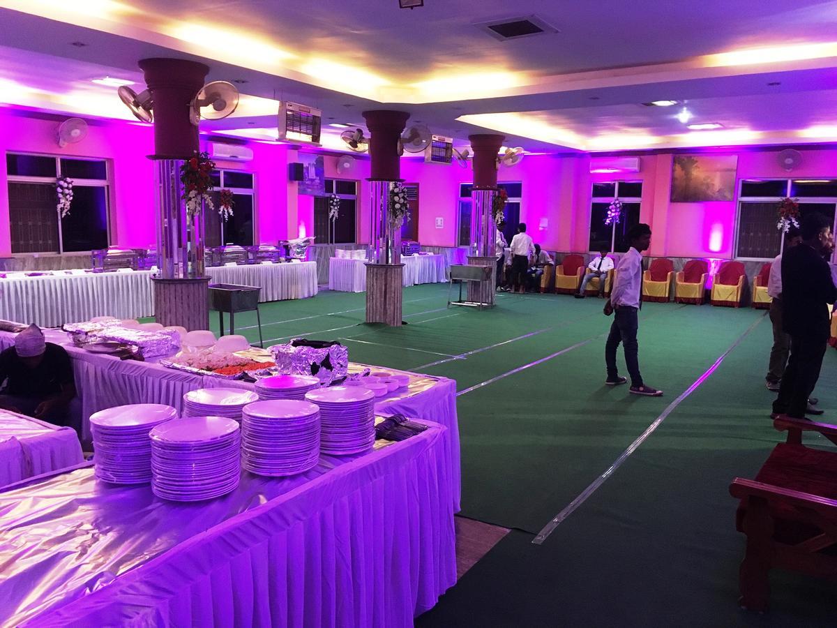 Hotel Sanskar Ráncsí Kültér fotó