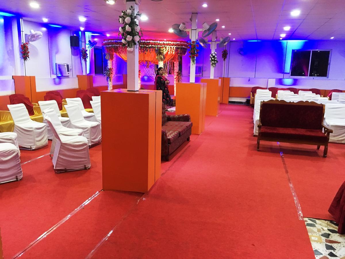 Hotel Sanskar Ráncsí Kültér fotó